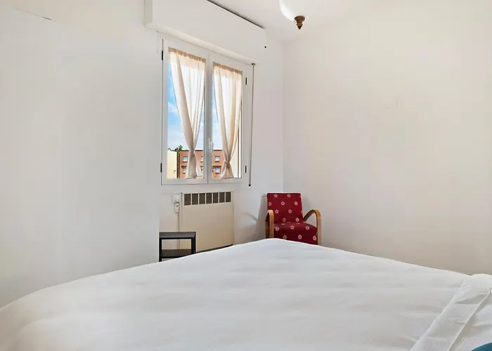 Apartment Guesthost - San Donato Fiere