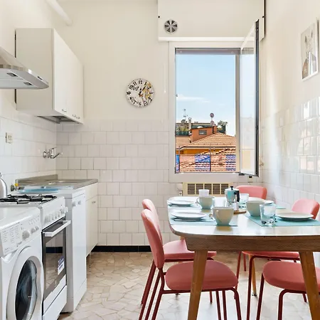 Guesthost - San Donato Fiere * Bologna