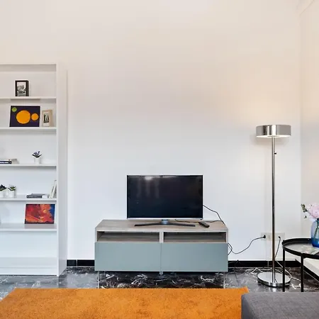 Guesthost - San Donato Fiere Apartamento *